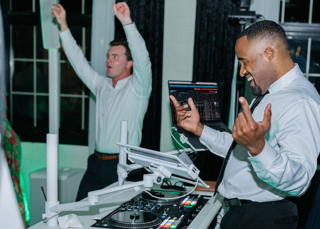 dj for wedding